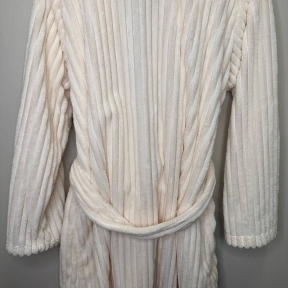 Yawn Off White Cream Robe Size Large Neutral Loungewear Lounging Comfy Cozy - Picture 7 of 11